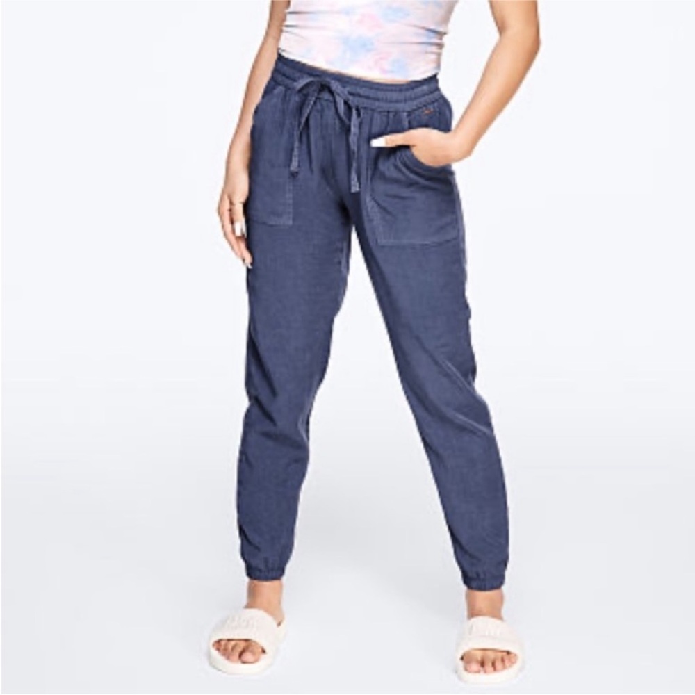 PINK Victoria’s Secret Easy Jogger in Old School Blue Size Small Women’s - Picture 3 of 17